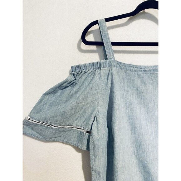 Ralph Lauren Top Womens 1X Cold Shoulder Chambray Crochet Trim Flowy Boho - Picture 2 of 6